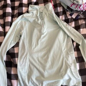 See through thin sweathsirt